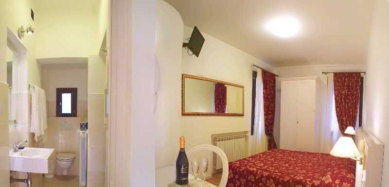 ונציה Albergo Ai Tolentini מראה חיצוני תמונה