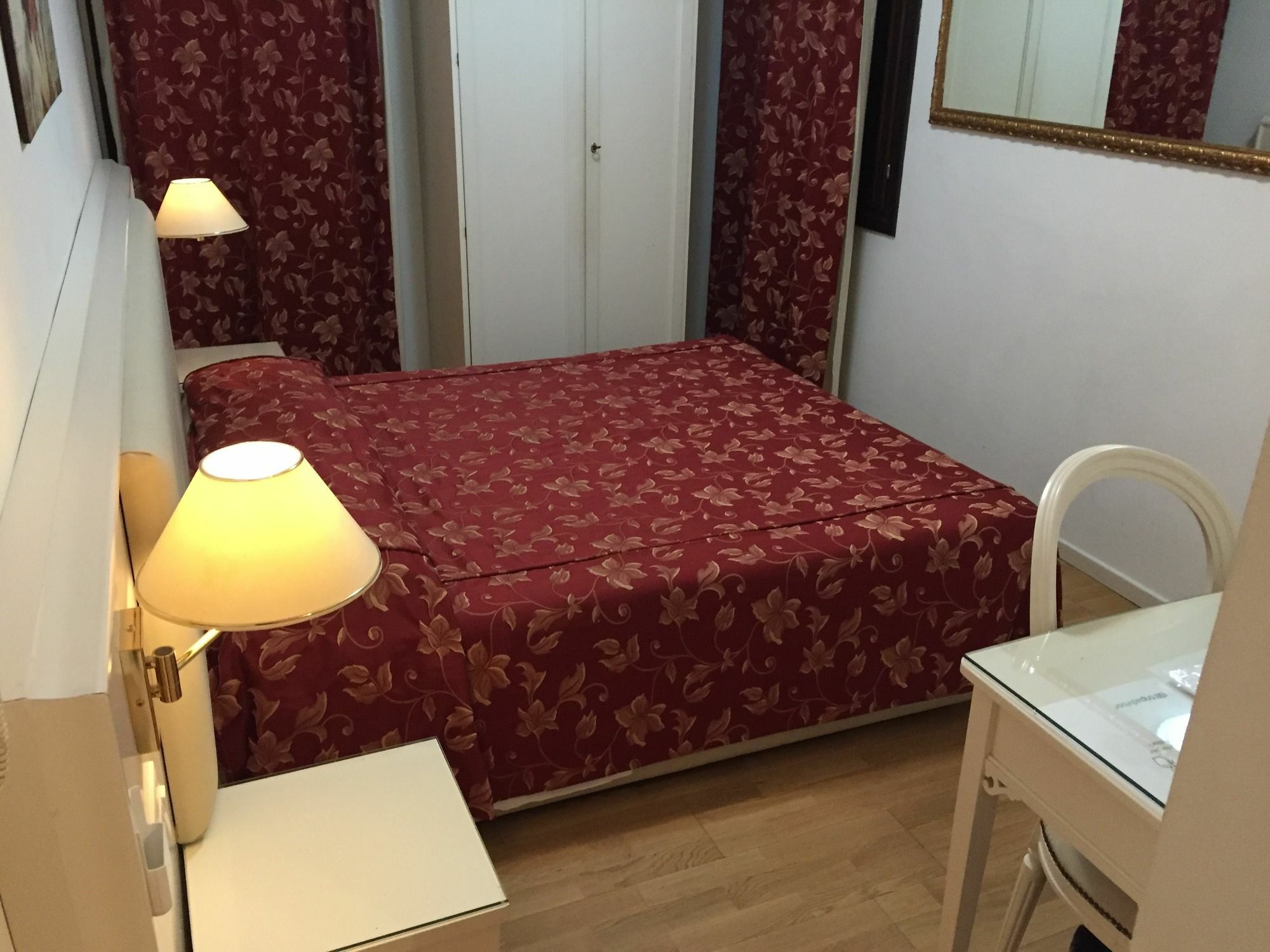 ונציה Albergo Ai Tolentini מראה חיצוני תמונה