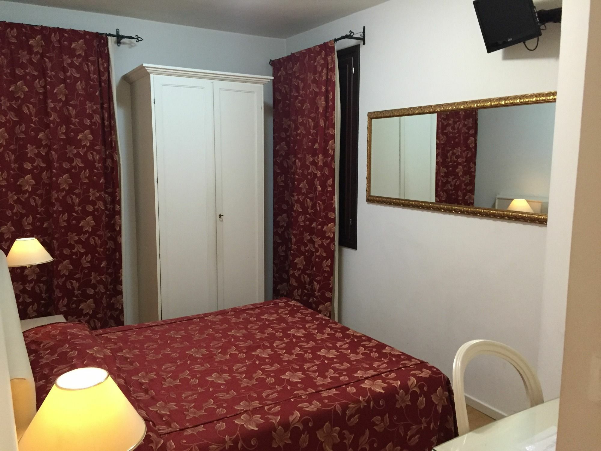 ונציה Albergo Ai Tolentini מראה חיצוני תמונה